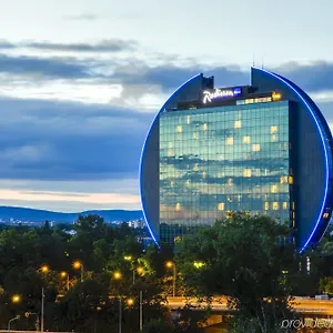 4* Hotel Radisson Blu Frankfurt