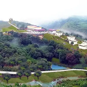  Resort D'heavenly Mist India