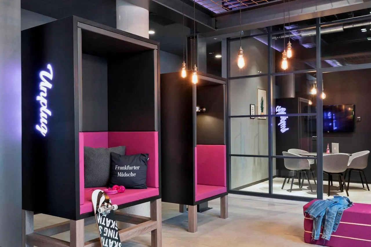 Moxy Frankfurt East Hotel Frankfurt am Main