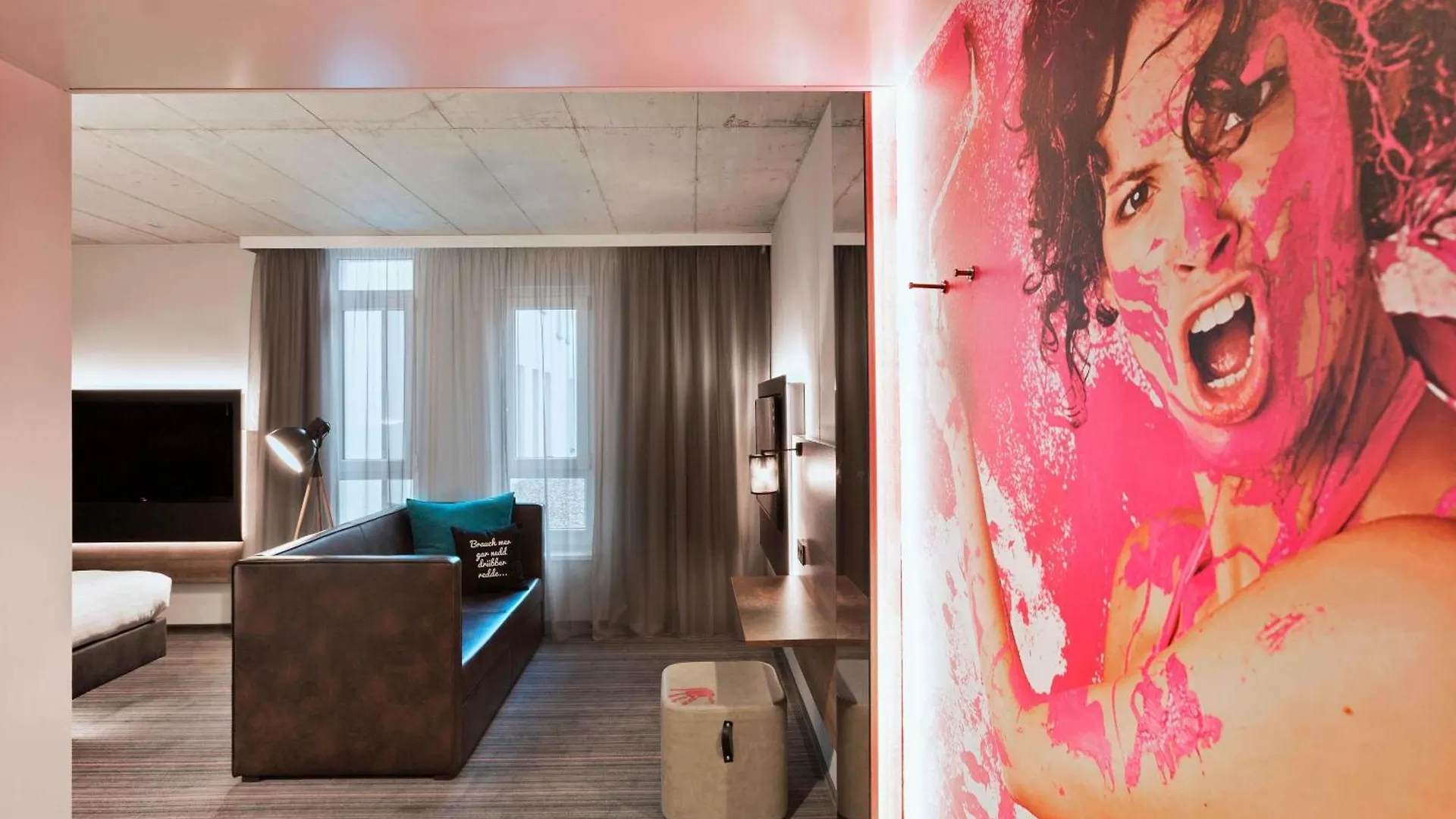 Moxy Frankfurt East Hotel Frankfurt am Main