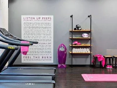 Отель Moxy Frankfurt East Франкфурт-на-Майне Германия